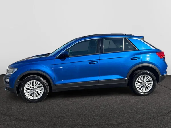 VOLKSWAGEN T-Roc (2017) — foto 3 van 22