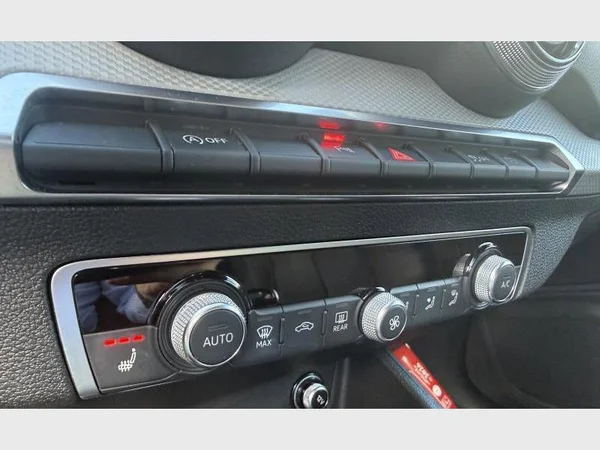 Audi Q2 (2021) — foto 15 van 27
