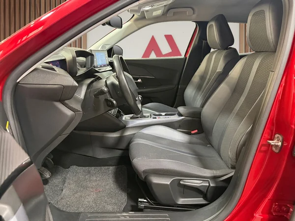 Peugeot 2008 (2020) — foto 3 van 29