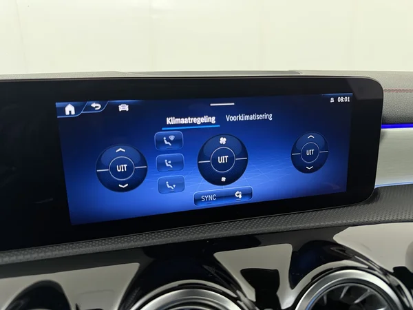 MERCEDES CLA 250 (2023) — foto 17 van 34