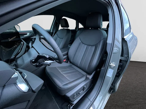 AUDI A5 (2025) — foto 3 van 24