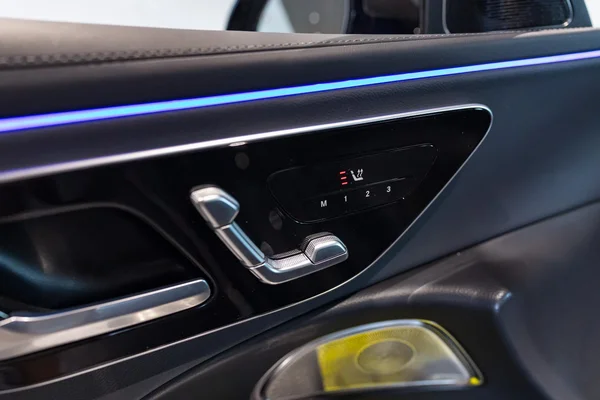 Mercedes-Benz E-Klasse (2024) — foto 17 van 46
