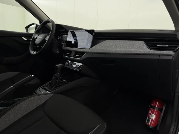 SKODA Kamiq (2025) — foto 10 van 18