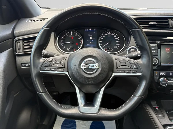 NISSAN Qashqai (2020) — foto 3 van 20