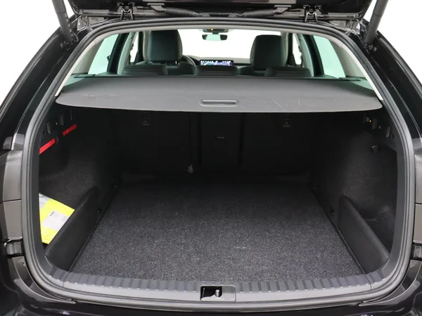 SKODA Octavia SW (2025) — foto 4 van 19