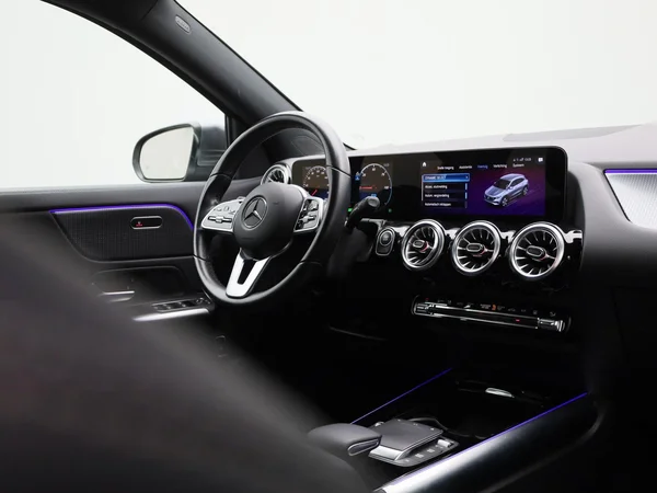 Mercedes-Benz EQA (2023) — foto 37 van 45