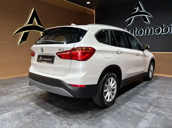 Bmw X1 (2017) — foto 22 van 26