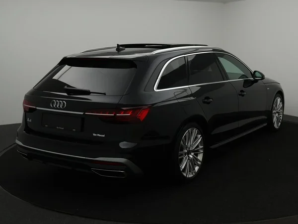 AUDI A4 Avant (2024) — foto 25 van 29