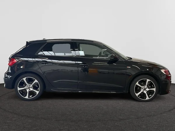 AUDI A1 Sportback (2025) — foto 19 van 22