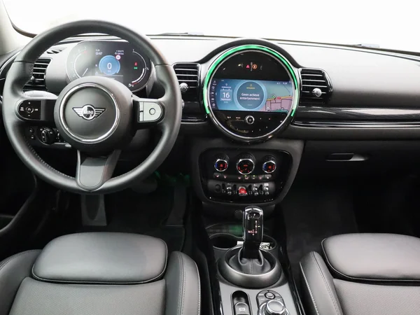 MINI Clubman (2023) — foto 48 van 48