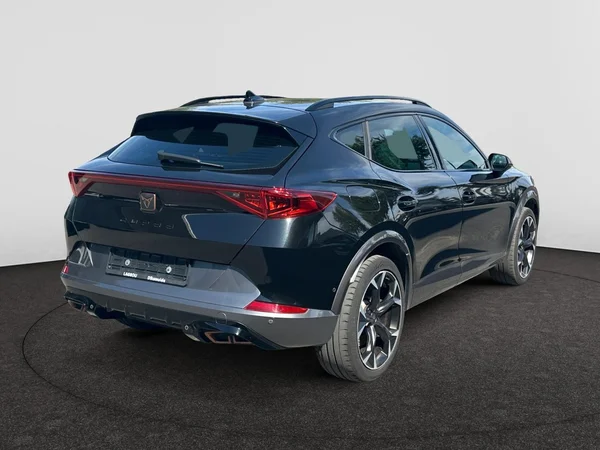 CUPRA Formentor e-Hybrid (PHEV) (2023) — foto 17 van 21