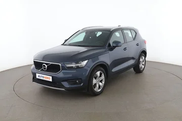 Volvo XC40 6c02ed97-f4ca-438d-a44d-3a42c1b815bc