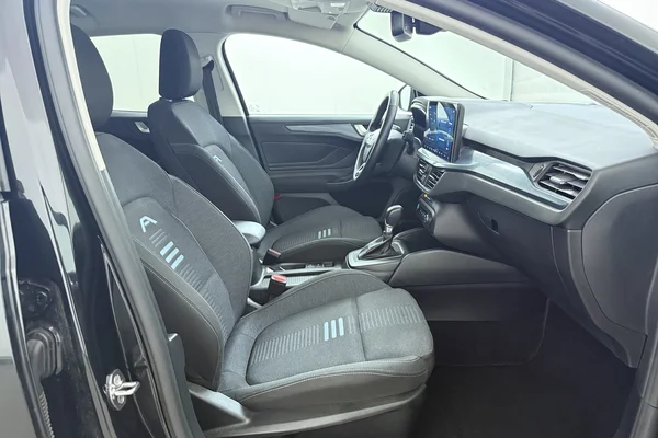 Ford Focus Clipper Active (2024) — foto 22 van 24