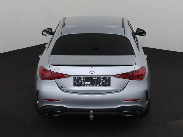 MERCEDES C 300 (2023) — foto 22 van 25