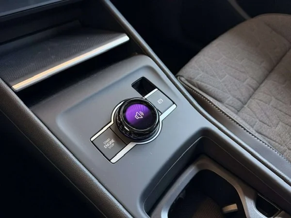 Volkswagen Tiguan — foto 17 van 25