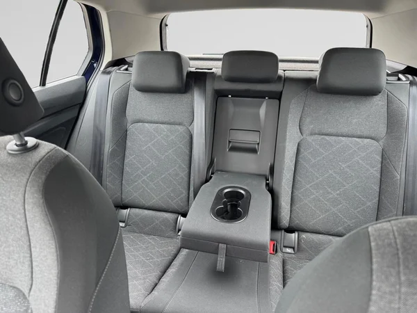 VOLKSWAGEN Golf VIII (2020) — foto 3 van 17