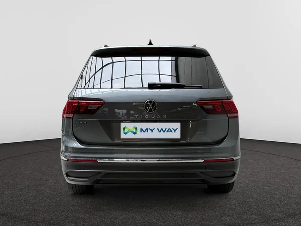 VOLKSWAGEN Tiguan Allspace (2023) — foto 10 van 19