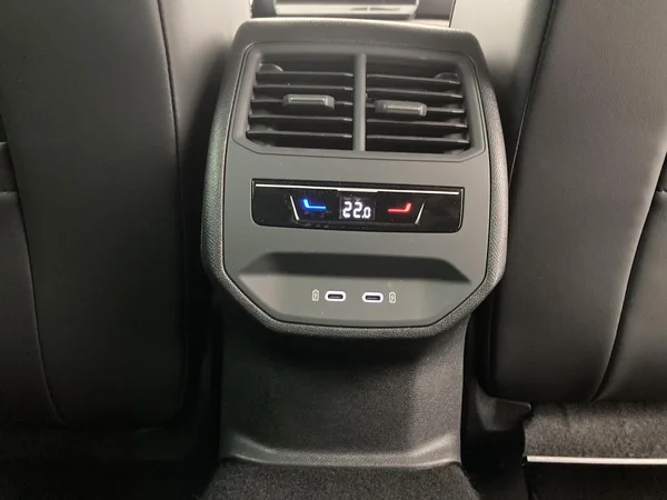 SEAT Leon ST (2021) — foto 8 van 36