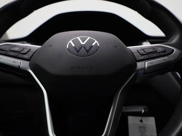 Volkswagen Tiguan (2022) — foto 19 van 41