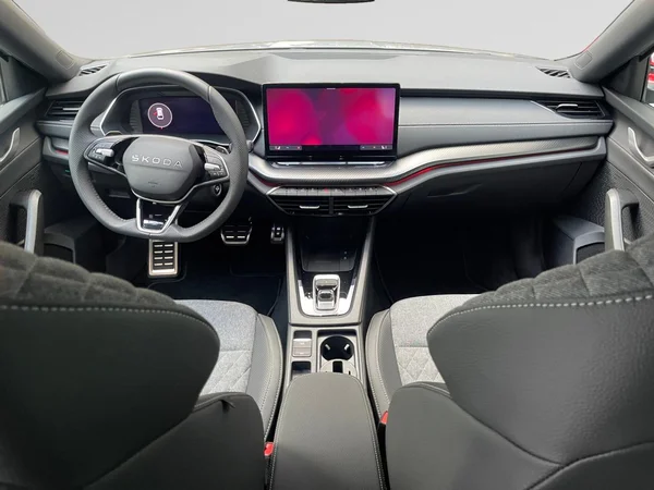 SKODA Octavia Combi (2026) — foto 7 van 12
