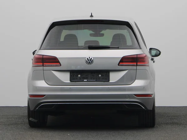 VOLKSWAGEN Golf Sportsvan (2020) — foto 17 van 19
