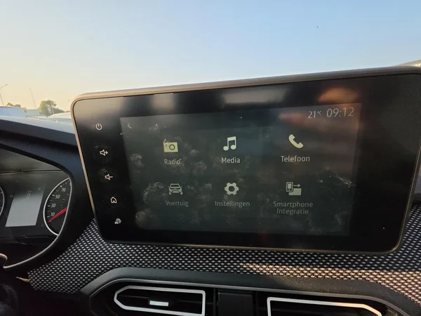DACIA Sandero (2023) — foto 13 van 24