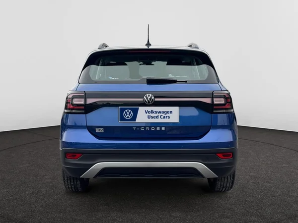 VOLKSWAGEN T-Cross (2023) — foto 8 van 16