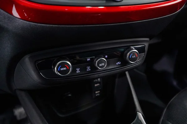 Opel Crossland (2021) — foto 17 van 64