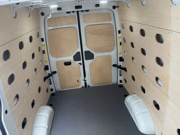 VOLKSWAGEN Crafter 35 Fou Mwb Hr (2025) — foto 7 van 24
