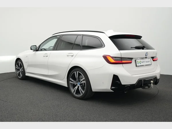 BMW 3 SW (G21LCI) (2024) — foto 27 van 31