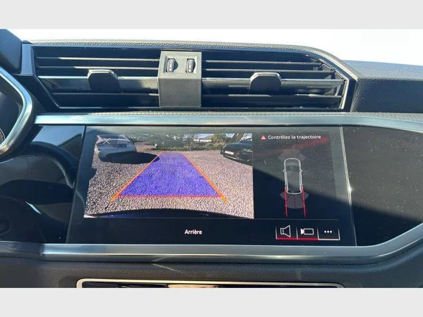 Audi Q3 (2023) — foto 11 van 29