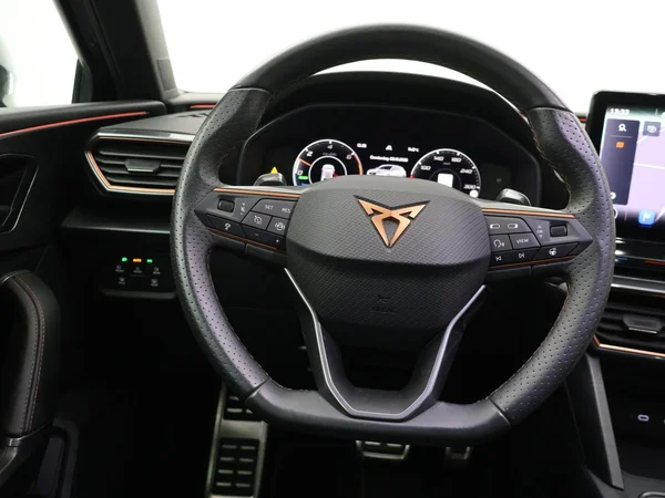 CUPRA Leon e-Hybrid (PHEV) (2023) — foto 25 van 31