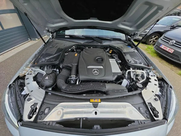 MERCEDES-BENZ C-Class Cabriolet (A205) (2016) — foto 14 van 23
