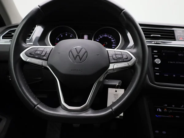 Volkswagen Tiguan (2022) — foto 39 van 41