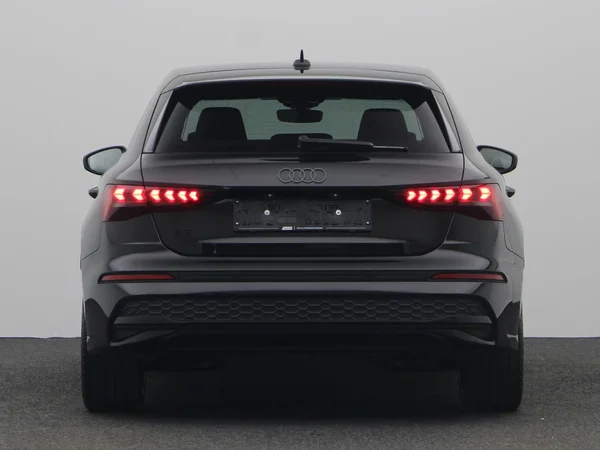 AUDI A3 Sportback (2025) — foto 19 van 22