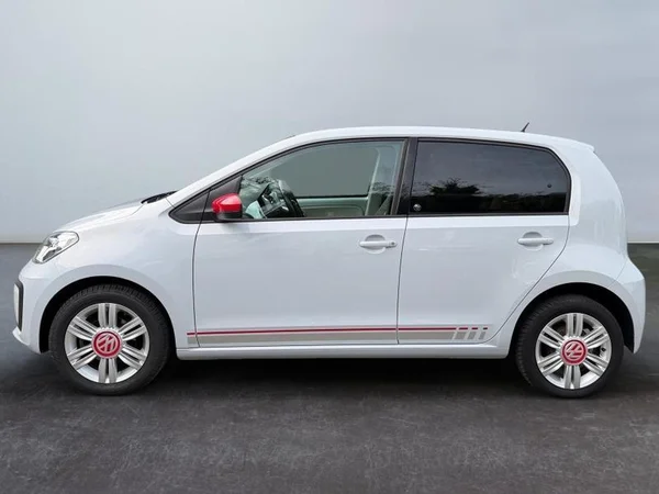 VOLKSWAGEN Up! (2017) — foto 24 van 27