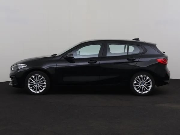 BMW 1-SERIE (2022) — foto 12 van 30