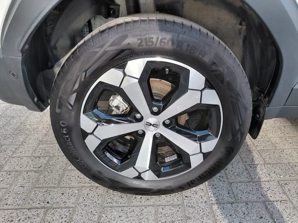 Dacia Duster (2025) — foto 5 van 16