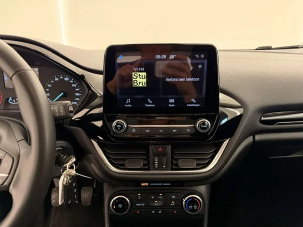 Ford Fiesta (2024) — foto 6 van 21