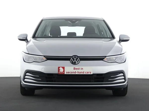 VOLKSWAGEN Golf (2024) — foto 25 van 27