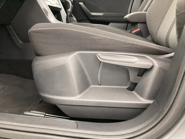 VOLKSWAGEN T-Roc (2022) — foto 27 van 35