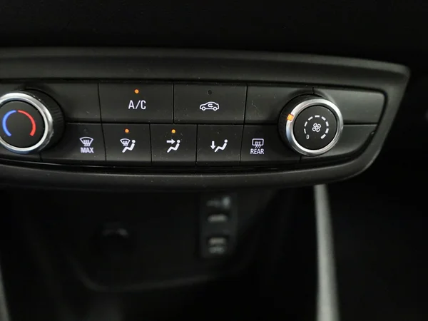 Opel Crossland (2021) — foto 14 van 40