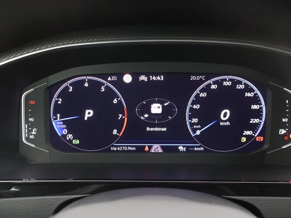 VOLKSWAGEN Arteon (2022) — foto 6 van 30