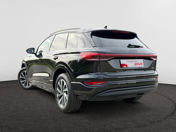 AUDI Q6 e-tron (2025) — foto 12 van 24