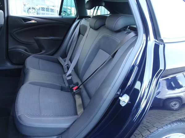 Opel Astra (2019) — foto 8 van 27