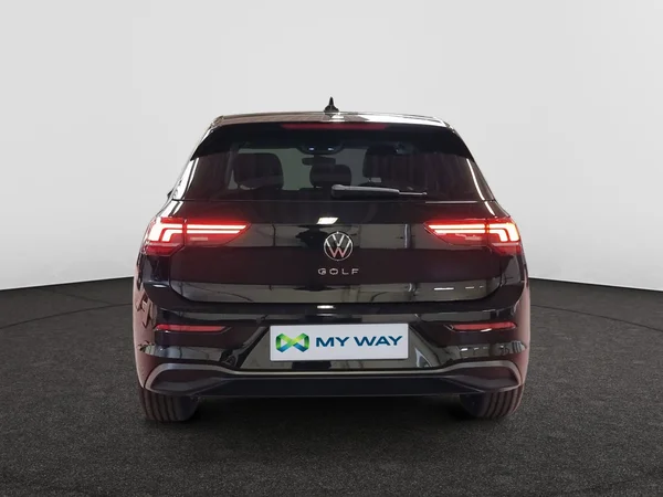 VOLKSWAGEN Golf VIII (2026) — foto 19 van 24