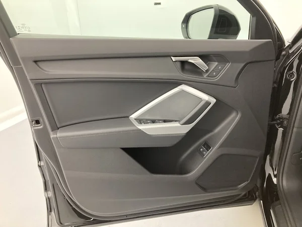 AUDI Q3 Sportback PHEV (2022) — foto 21 van 36