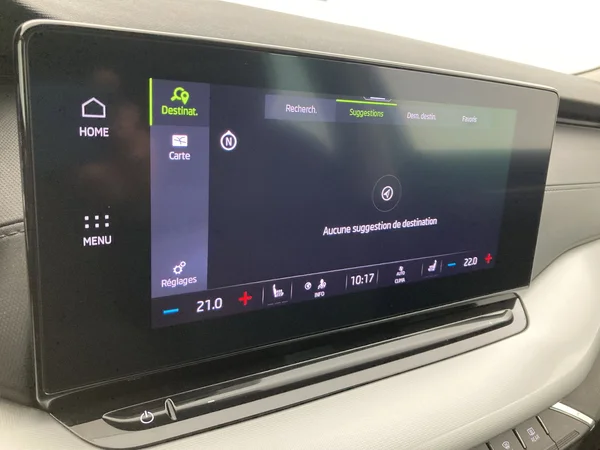 SKODA Octavia Combi (2021) — foto 22 van 36