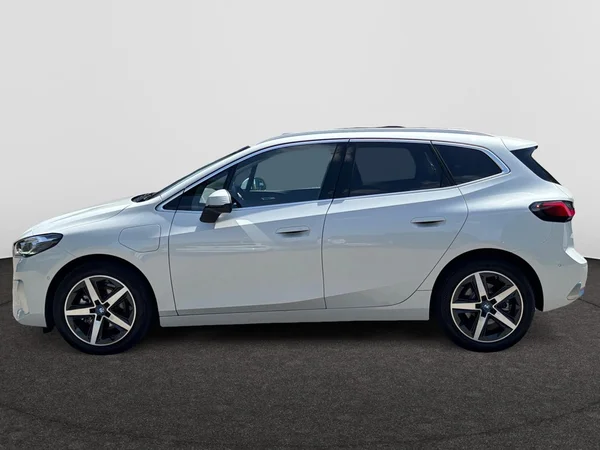 BMW 2 Active Tourer (U06) (2025) — foto 12 van 24