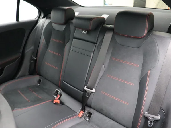 Mercedes-Benz A-Klasse (2022) — foto 14 van 30